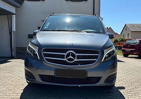Mercedes-Benz V 220 CDI lang 7G-TRONIC