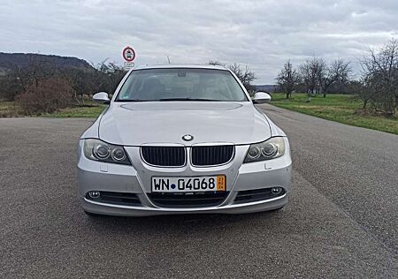 BMW 320i 320 Aut.