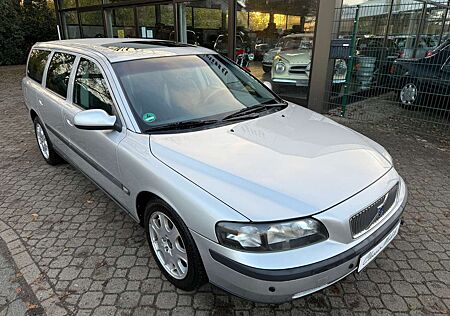Volvo V70 2.4 *Zahnriemen neu*HU a.W. neu*Teilleder*aAHK*