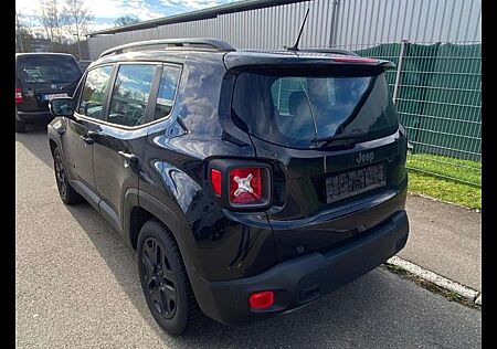 Jeep Renegade 1.6 MultiJet Night Eagle