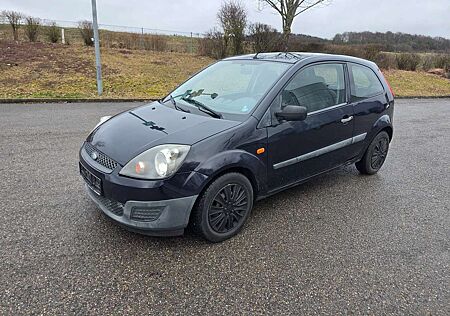 Ford Fiesta Ambiente TÜV 03/2027 Klimaanlage
