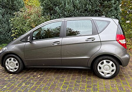 Mercedes-Benz A 160 BlueEFFICIENCY Elegance Special Edition