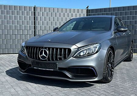 Mercedes-Benz C 63 AMG *MAGNO*360*MULTIBEAM*PERF-AGA*KEYLESS*
