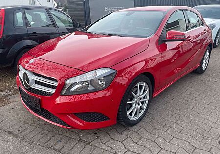 Mercedes-Benz A 180 A -Klasse BlueEfficiency,Klima,Leder,Alu