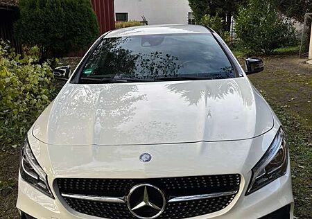Mercedes-Benz CLA 200 gebraucht kaufen Mercedes-Benz CLA 200 Shooting Brake AMG Line