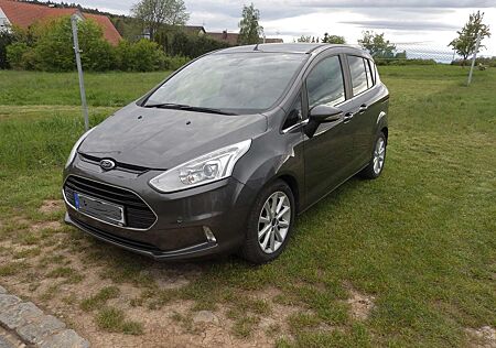 Ford B-Max 1.0 EcoBoost Titanium