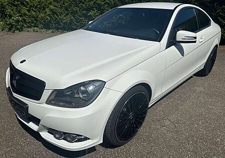 Mercedes-Benz C 180 Coupe CGI BlueEfficiency SPORT 19 ALU