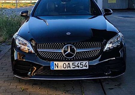 Mercedes-Benz C 220 d 9G-TRONIC AMG Line