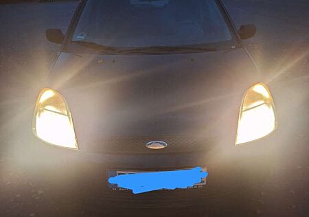 Ford Fiesta 1.3 Ambiente