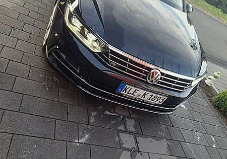 VW Passat Volkswagen 2.0 TDI (BlueMotion Technology) DSG Highline
