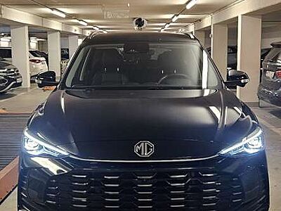 MG ZS Luxury