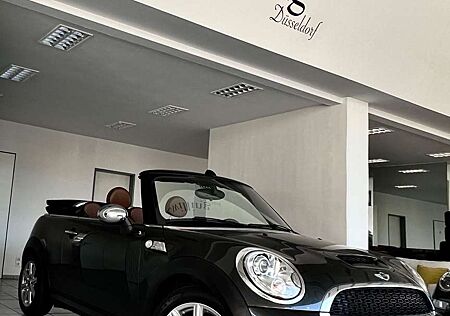 Mini Cooper S Cabrio NAVI CLIMATE LONGE Bi-X PDC 1Hd