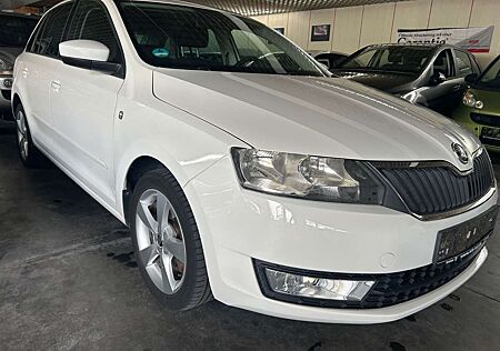 Skoda Rapid /Spaceback Spaceback Drive Klimaaut.Shz.Pdc. Garantie