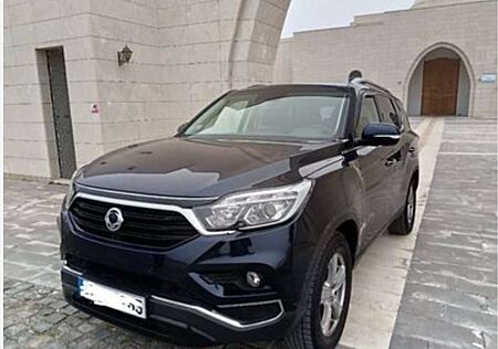 SsangYong Rexton 2.2 e-XDi 220 2WD Aut. Sapphire