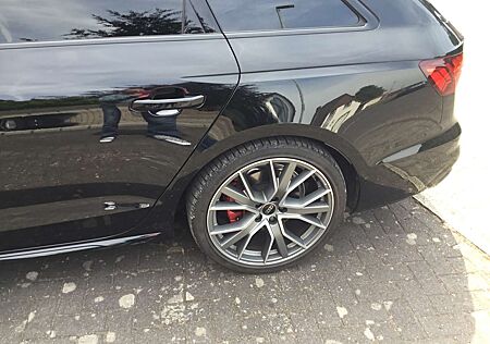 Audi A4 Avant 40 TFSI quattro S tronic 2xS line Top