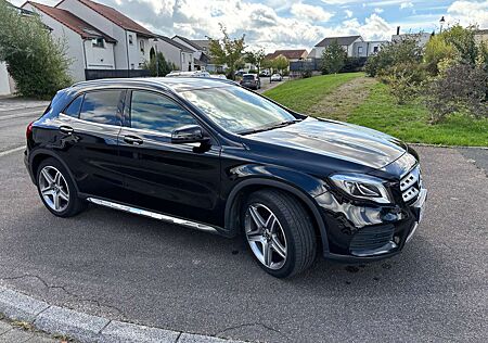 Mercedes-Benz GLA 250 4Matic 7G-DCT AMG Line