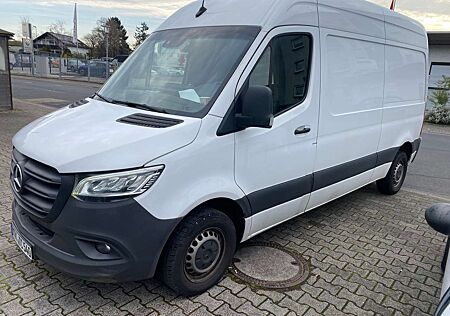 Mercedes-Benz Sprinter 211/214 CDI FWD L2 (910.623)