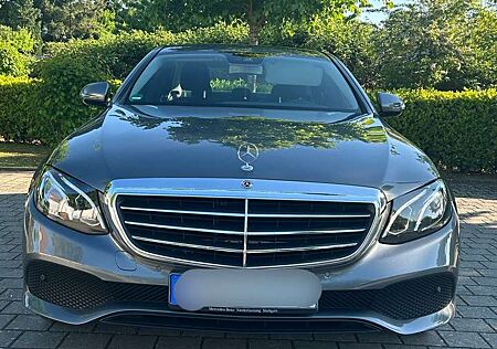 Mercedes-Benz E 200 W213