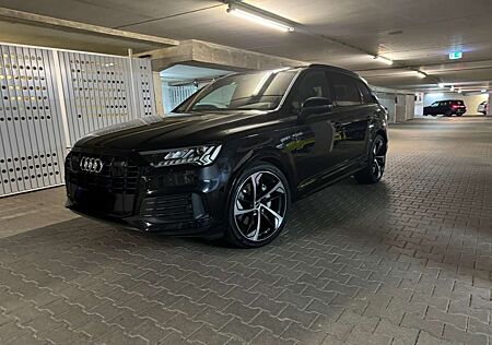 Audi Q7 50 TDI quattro tiptronic S line