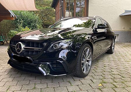 Mercedes-Benz E 63 AMG E 63 T AMG 4Matic (213.288)
