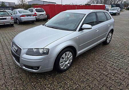Audi A3 1.6 Attraction
