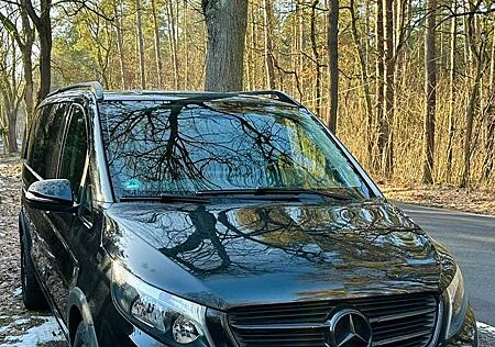 Mercedes-Benz V 220 (BlueTEC) d kompakt 7G-TRONIC