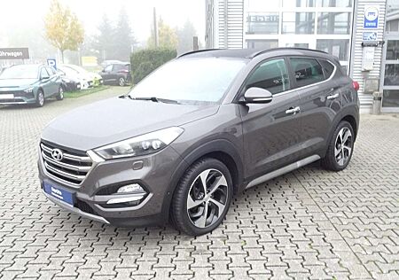Hyundai Tucson Diesel 2.0 CRDi 4WD Automatik Style Panodach Navi