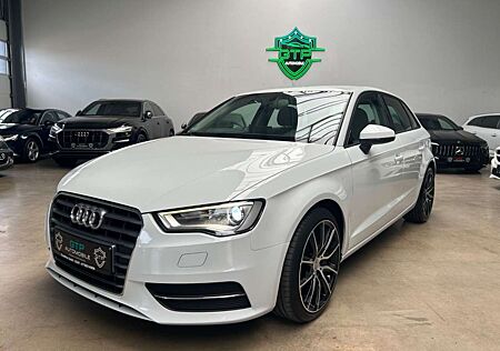Audi A3 Sportback attraction *AHK*