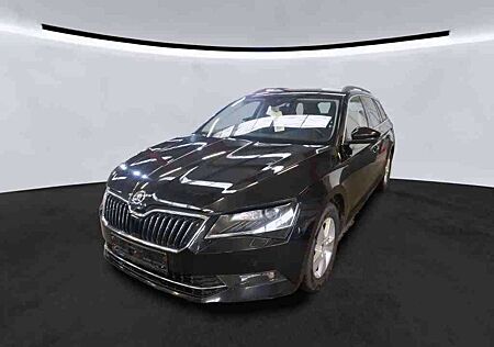 Skoda Superb Combi Ambition1.6TDI Xenon Navi SHZ PDC