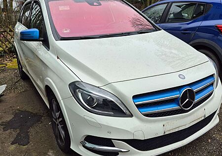 Mercedes-Benz B Electric Drive (Electric Drive) 250 e Urban