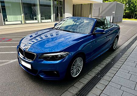 BMW 220i 220 Cabrio Aut. M Sport