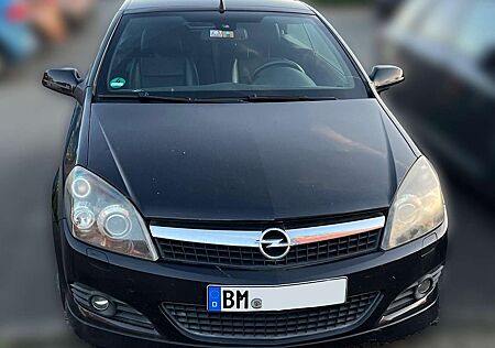 Opel Astra Twin Top 1.9 CDTI Cosmo OPC Line