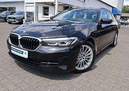 BMW 520e 520 Touring Aut.|NAVIGATION|LEDER|R-CAM|SHZG|