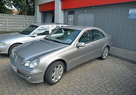 Mercedes-Benz C 240 C-Klasse 4Matic Elegance
