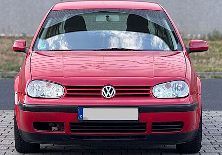 VW Golf Volkswagen 1.6 Automatik Edition