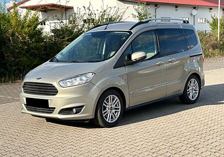 Ford Tourneo Courier Titanium *5 Sitzer*SHZ* *1.Hand*