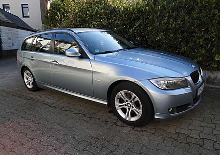 BMW 320i 320 Touring