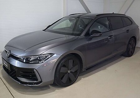 VW Passat Variant Volkswagen 2.0 TDI 142 kW 4Motion R-Line/AHK/Matrix