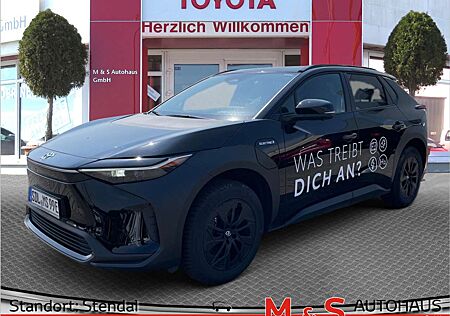 Toyota bZ4X FWD+Comfort-Paket PDC LED 360°