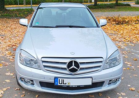 Mercedes-Benz C 320 gebraucht kaufen Mercedes-Benz C 320 CDI DPF 7G-TRONIC Avantgarde