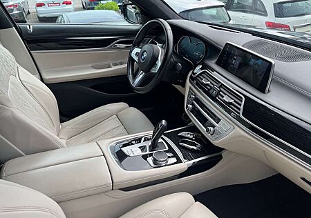 BMW 740 d xDrive M-Sport Paket LASER+20"+Displ.KEY+SD