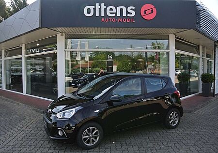 Hyundai i10 1.0i YES Silberp., USB, SH, beh. Lenkrad