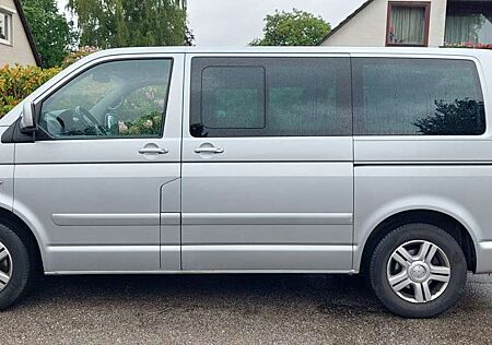 VW T5 California Volkswagen Multivan Highline. unbedingt Text lesen!!!!
