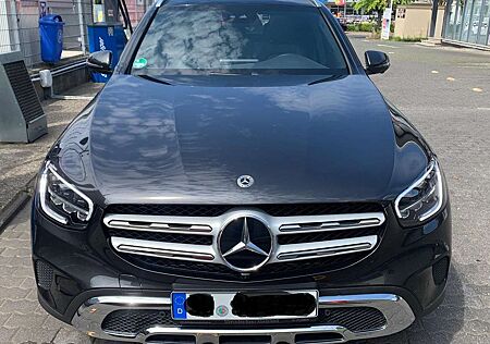 Mercedes-Benz GLC 300 de 4Matic 9G-TRONIC