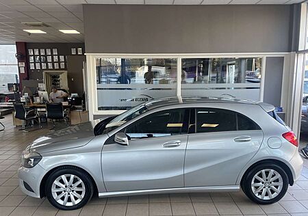 Mercedes-Benz A 180 1,6 Edition Style Parkassist T-Leder Navi