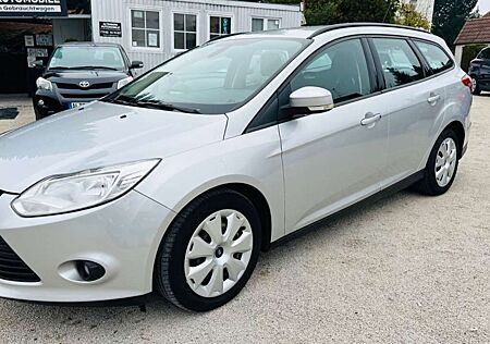 Ford Focus Turnier Klimaautomatik