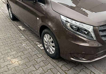 Mercedes-Benz Vito 116 CDI (BlueTEC) Tourer Kompakt Aut. BASE