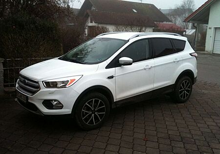 Ford Kuga 1.5 EcoBoost 2x4Trend