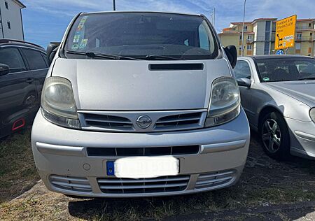 Nissan Primastar Avantour (8 Sitze) kurzer Radstand 2.76t