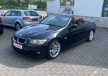 BMW 320 i Cabrio M Sportpaket Automatik Navi